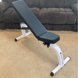 Body Solid Adjustable Weight Bench