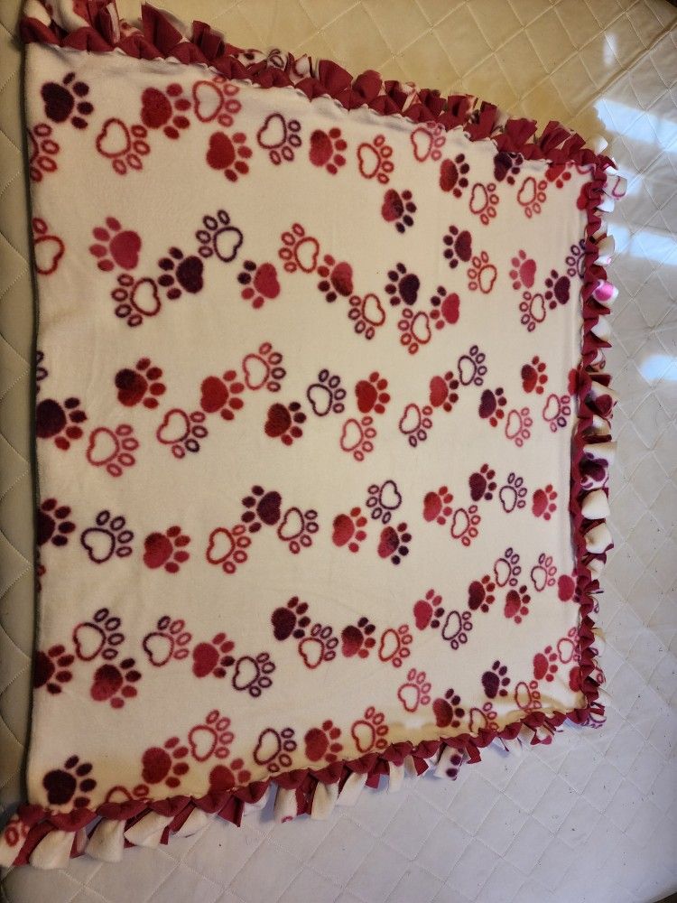 Handmade Fleece Blankets for Puppies/Dogs