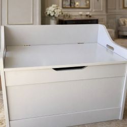 Basket Bench-Top Wooden Toy Box in Gray 