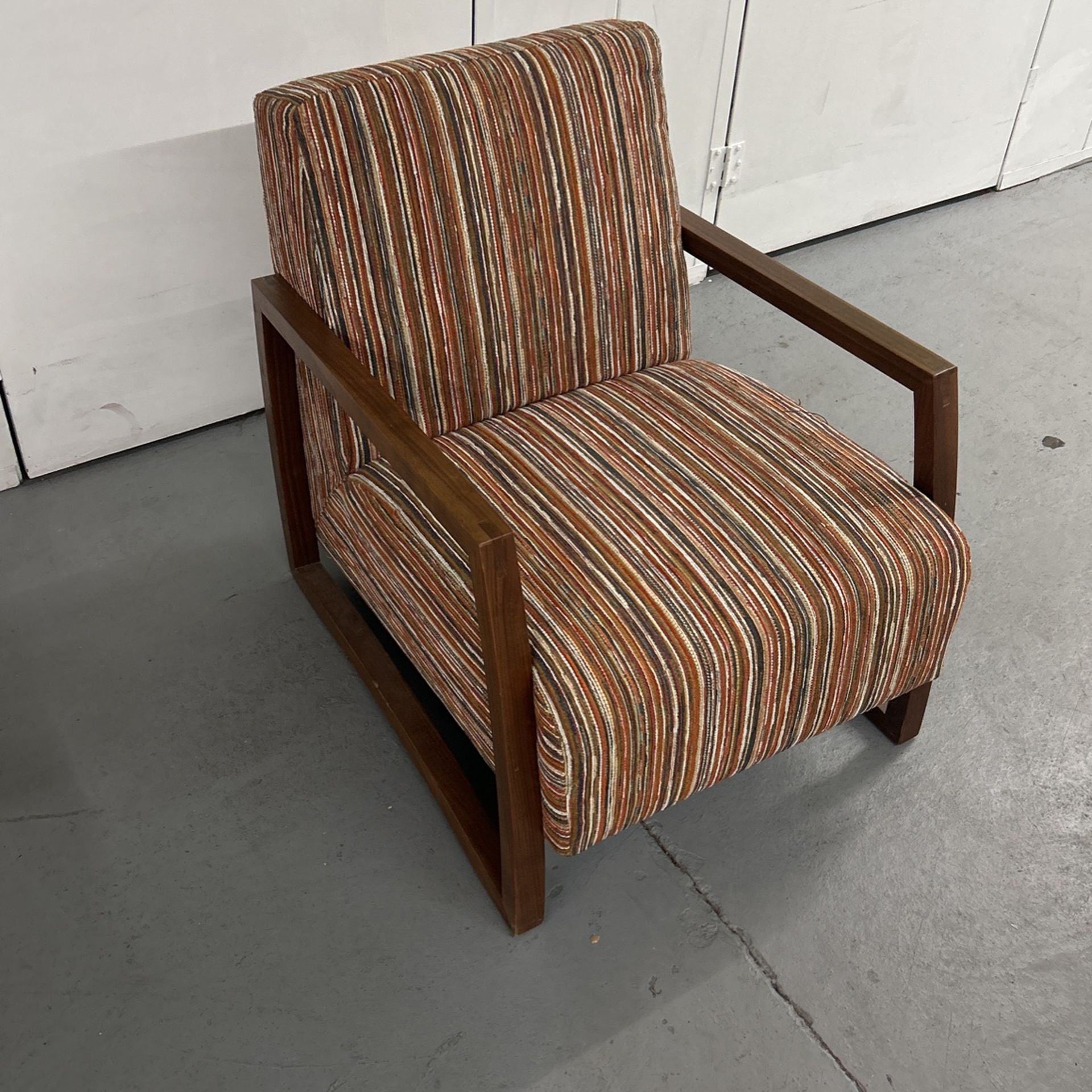 Accent Armchair 