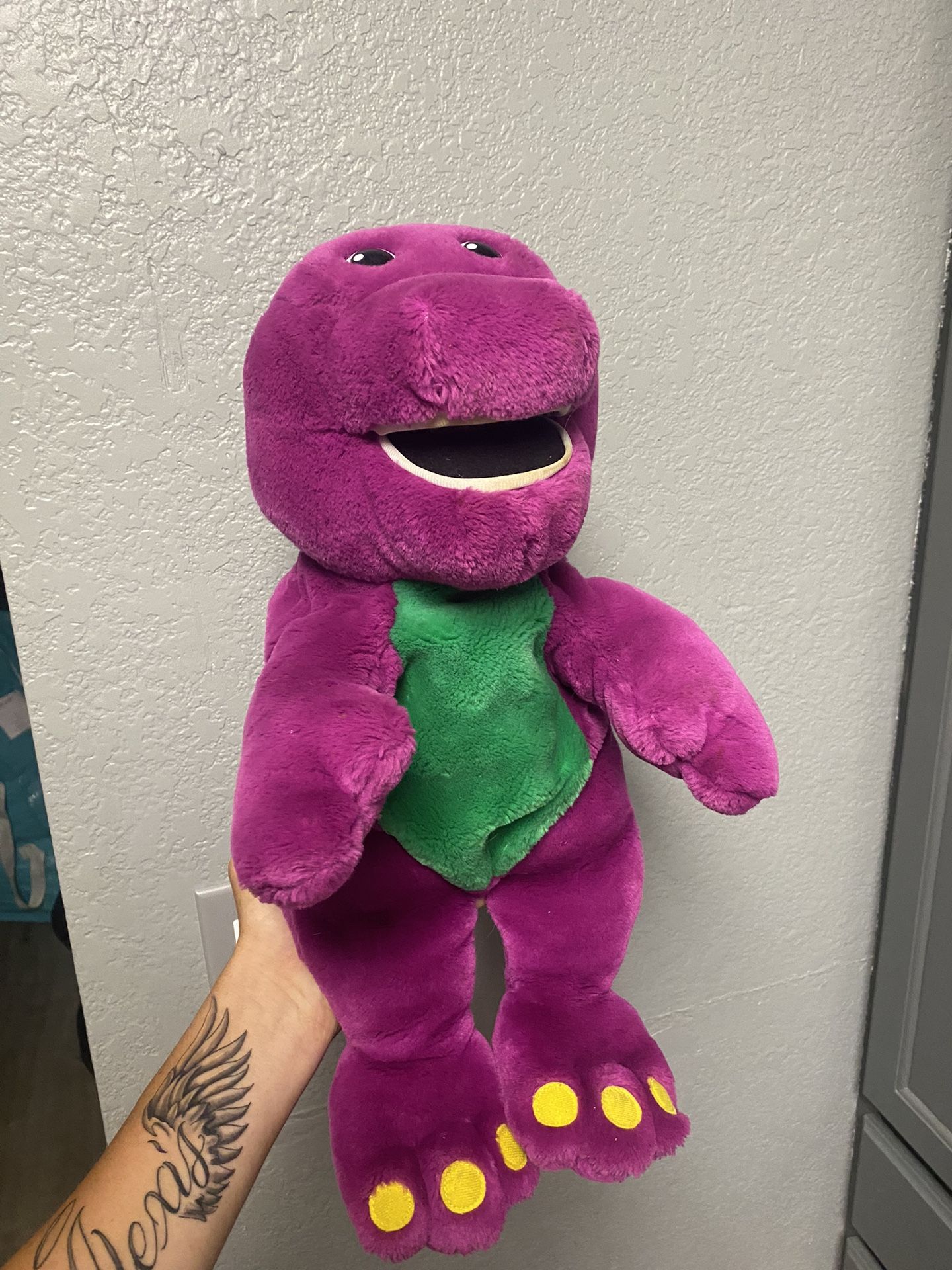 BARNEY Microsoft ActiMates Interactive Talking Singing Plush Toy, 1997 Vintage Retro