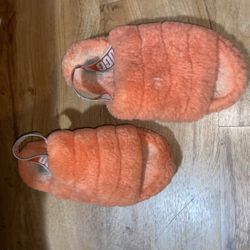 UGGS