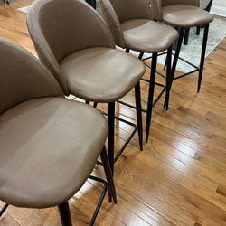 Brown 4 Upholstered Bar Stools