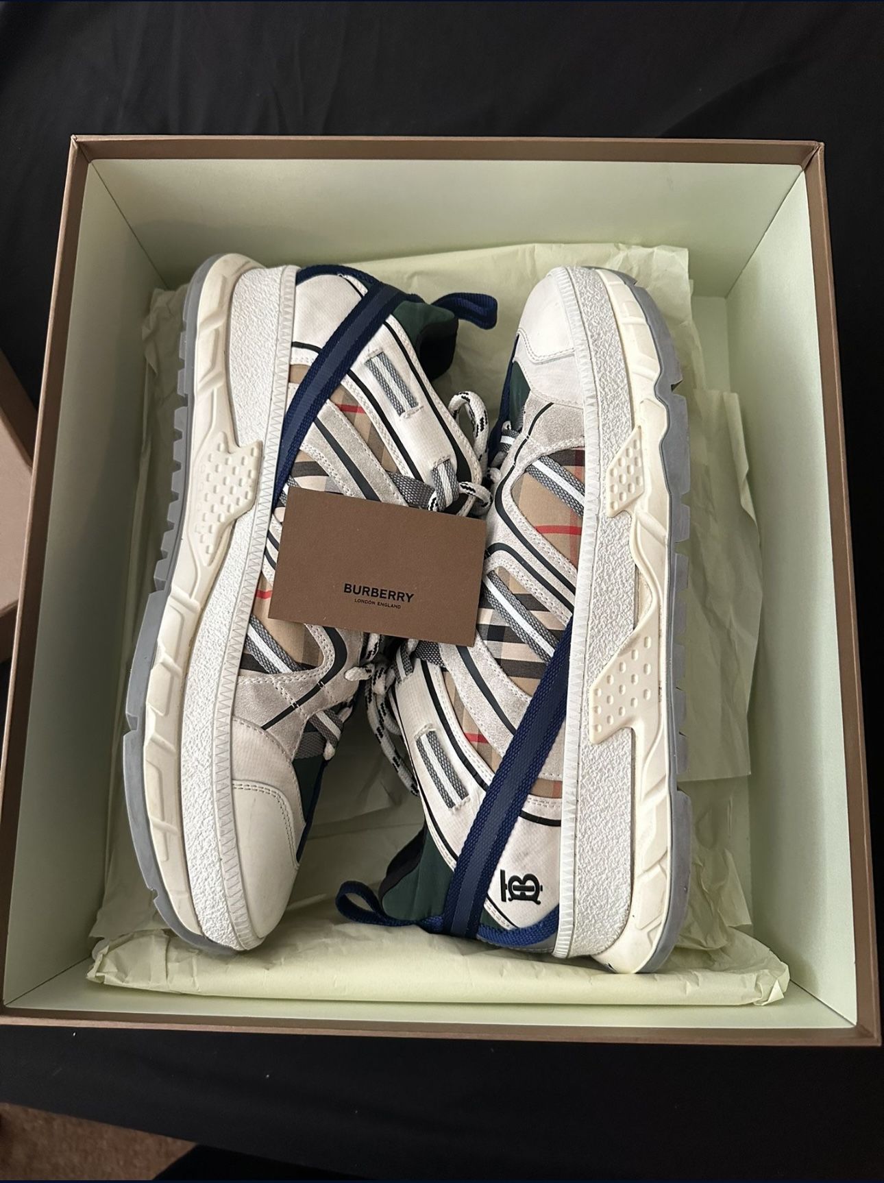 Burberry Size 45