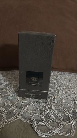 Various EMPTY Tom Ford Tobacco oud bottle