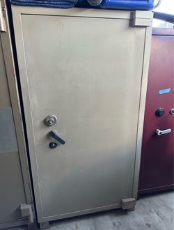 Big Huge Tall Gun Safe Vault Bank Fire Gold security Metal Garage Business Heavy