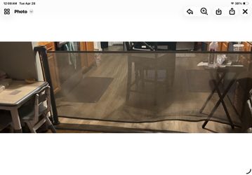 Baby gate for door retractable