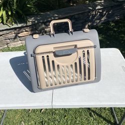 Brand New Folding Cat/Dog Carrier With New Bed