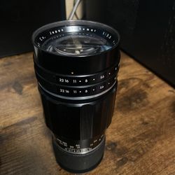 Takumar 200mm f/3.5 for M42 mount