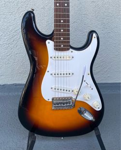 AVAILABLE TSB Fender Squier Affinity Strat in great- Read the details BEFORE you message me, please
