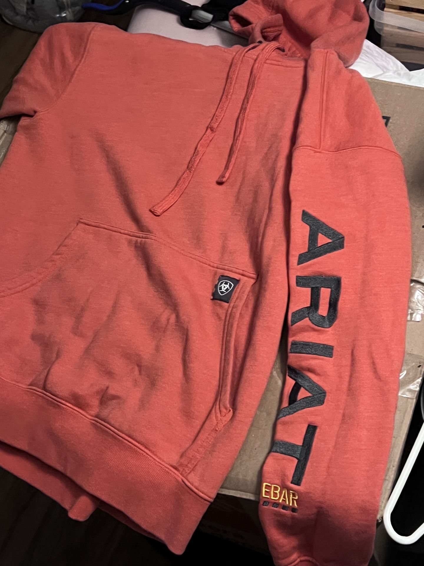 ARIAT SWEATSHIRT MENS SIZE SMALL