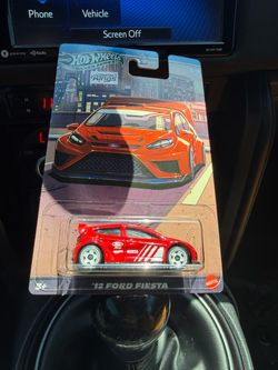 How wheel 2012 Ford Fiesta