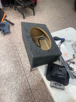 6x9 speaker boxes(2)