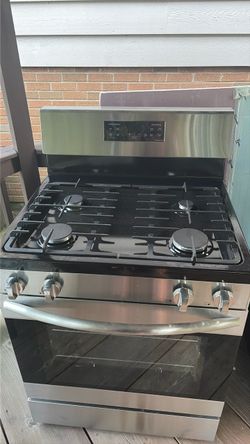 Gas stove