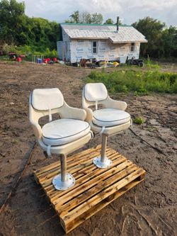 Pair of Marine Boat Helm Seats / Captain's Chairs with Pedestals