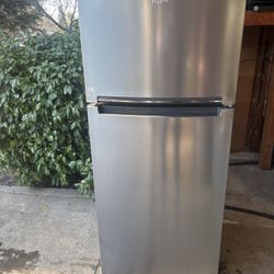 Whirlpool, Stainless Steel Refrigerator Will Deliver And Install