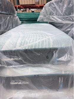 SALE💥Split king mattress Tempurpedic LuxeAdapt soft 💥