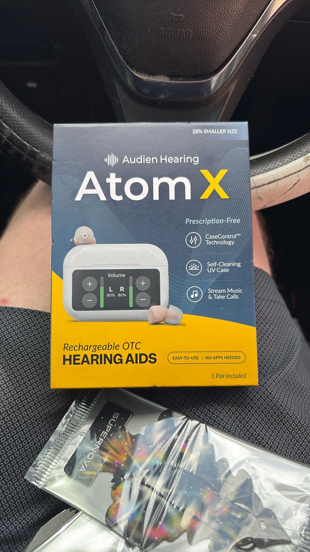 Atom x