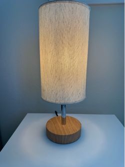 2 lamps