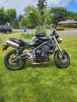 2010 Triumph Street Triple - Low mileage!