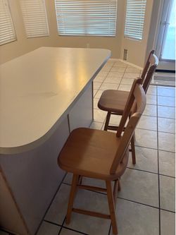 Solid Wood Swivel Bar Stools
