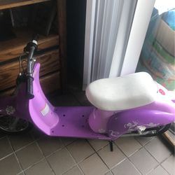 Very Nice Kids Scooter With Charger 