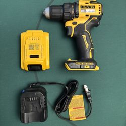 Dewalt 20v Brushless Drill w/ Battery And Charger