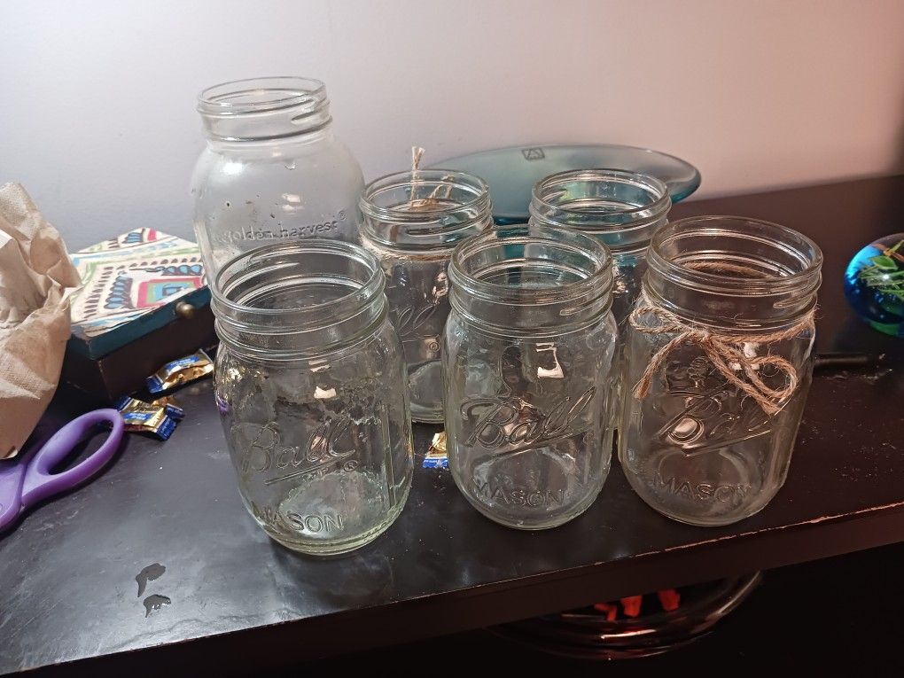 Ball Mason Fruit Jar Lot of 5 bonus Golden Harvest Jar no lids