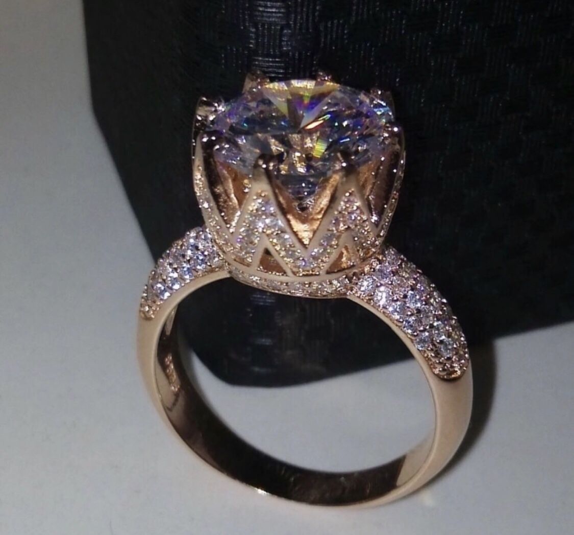 New 18k rose gold wedding ring set engagement ring