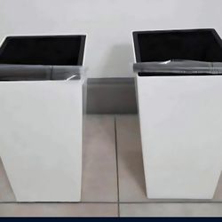 PAIR of 16" Square White Resin Planters with Irrigation (2 for $40) @ Lasting  Creations