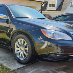 2013 Chrysler 200