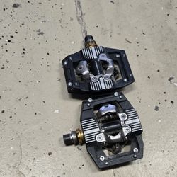 SPD Clipless Pedals