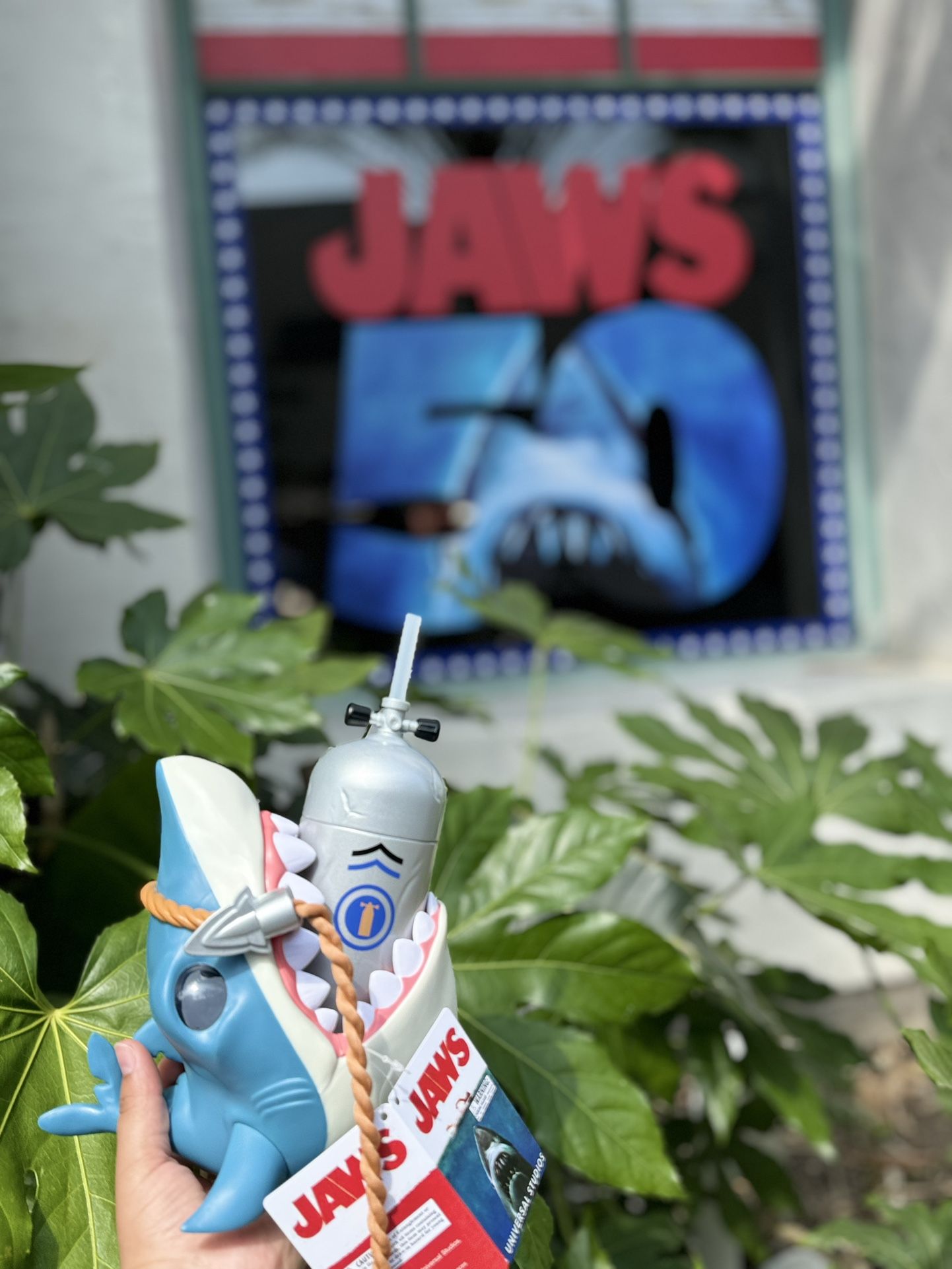 New Universal Studios Jaws 50th Anniversary Sipper Cup Shark & Tank Carrier