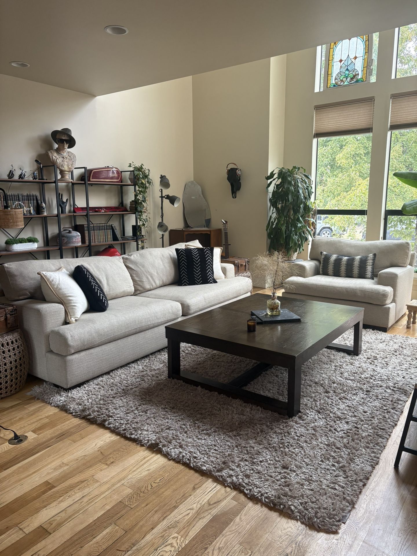 Z Gallerie Sofa Set With Love Seat