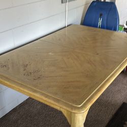 Dining Room Table And 6 Chairs