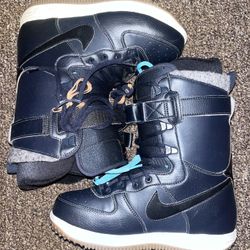 Nike Snow Boots