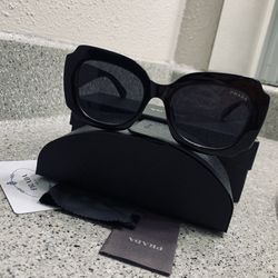 SUNGLASSES FOR SALE✅