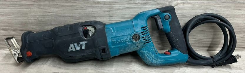 Makita JR3070CT Reciprocating Saw 15 Amp AVT (PO1024891)
