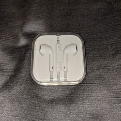 😍Apple Earbuds NEW😍 