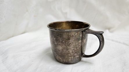 Vintage 1847 Rogers Bros Baby Cup 3135 Silver plated