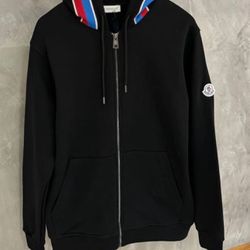 MONCLER HOODIES OUTLET 