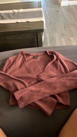 Burgundy Cropped top