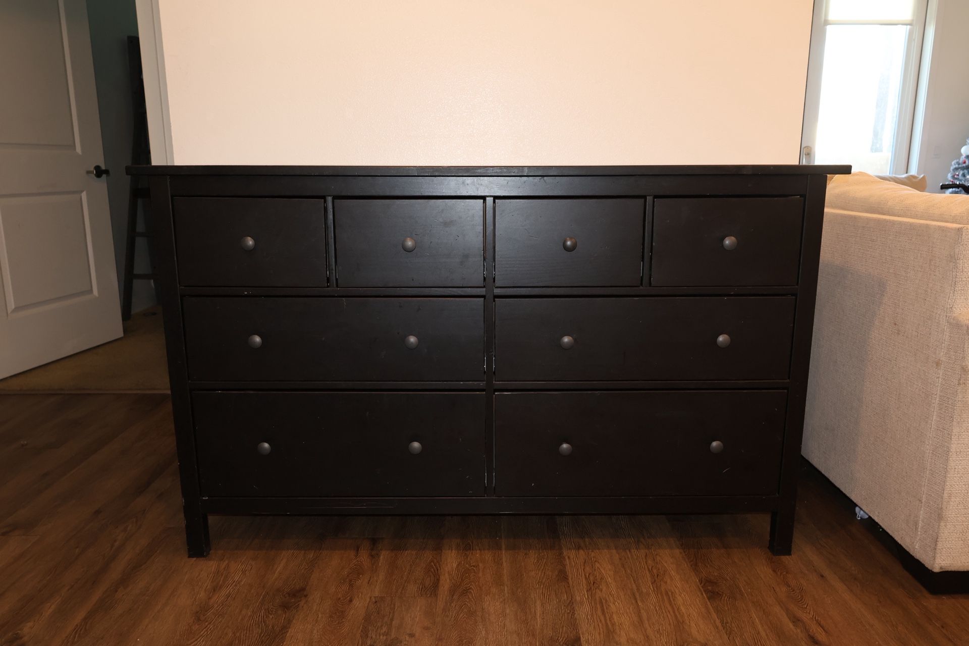 IKEA 8-Drawer Dresser (black)