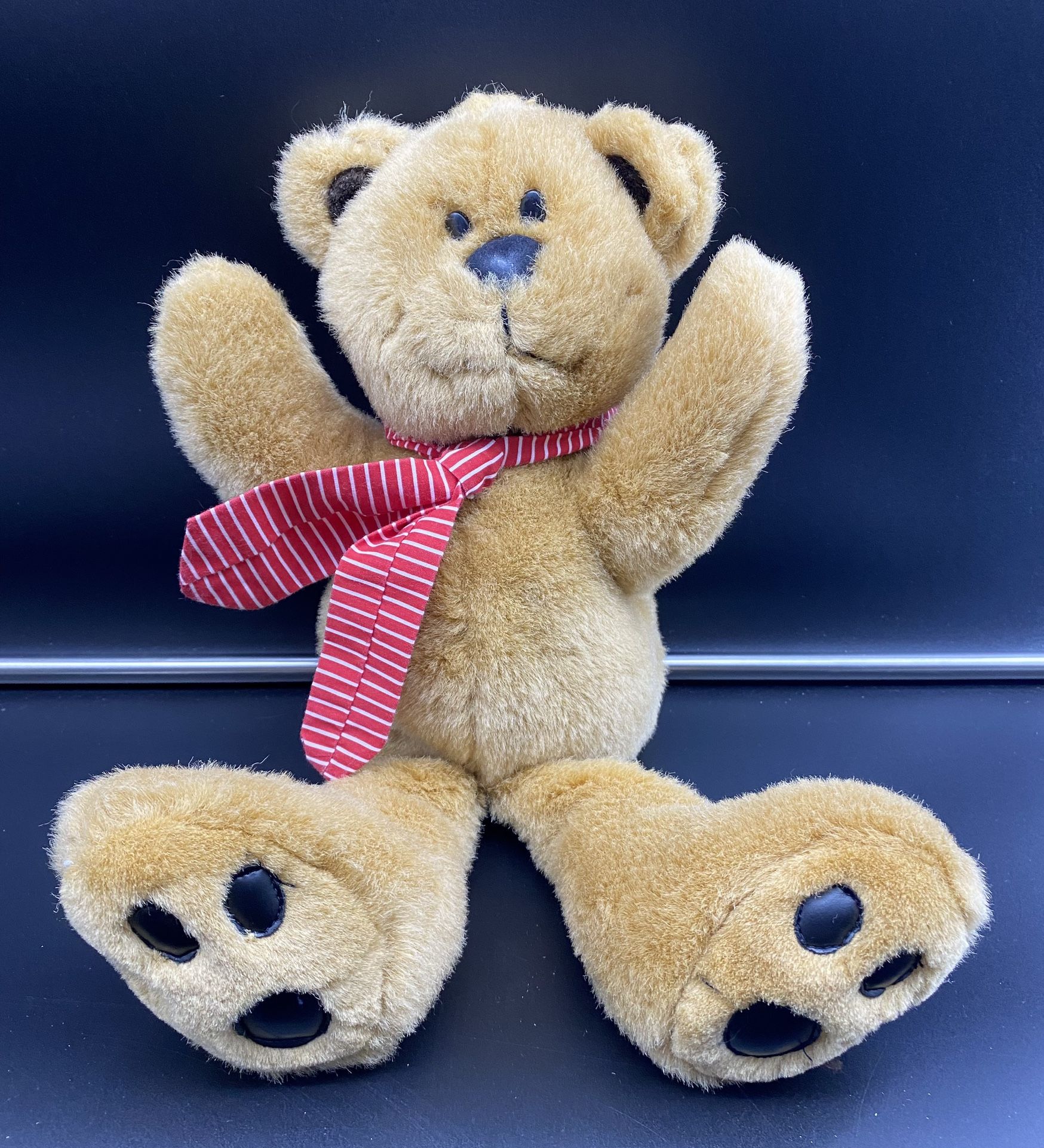 Russ Arlo T Crispy, Puppet Bear 15”