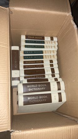 World Book Encyclopedia & Dictionary Set
