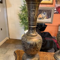 Vintage Solid Brass, Beautiful Vase 🏺 23 Tall