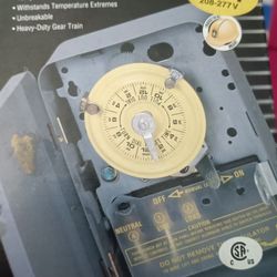 Intermatic  T104 outdoor heavy duty mechanical time switch