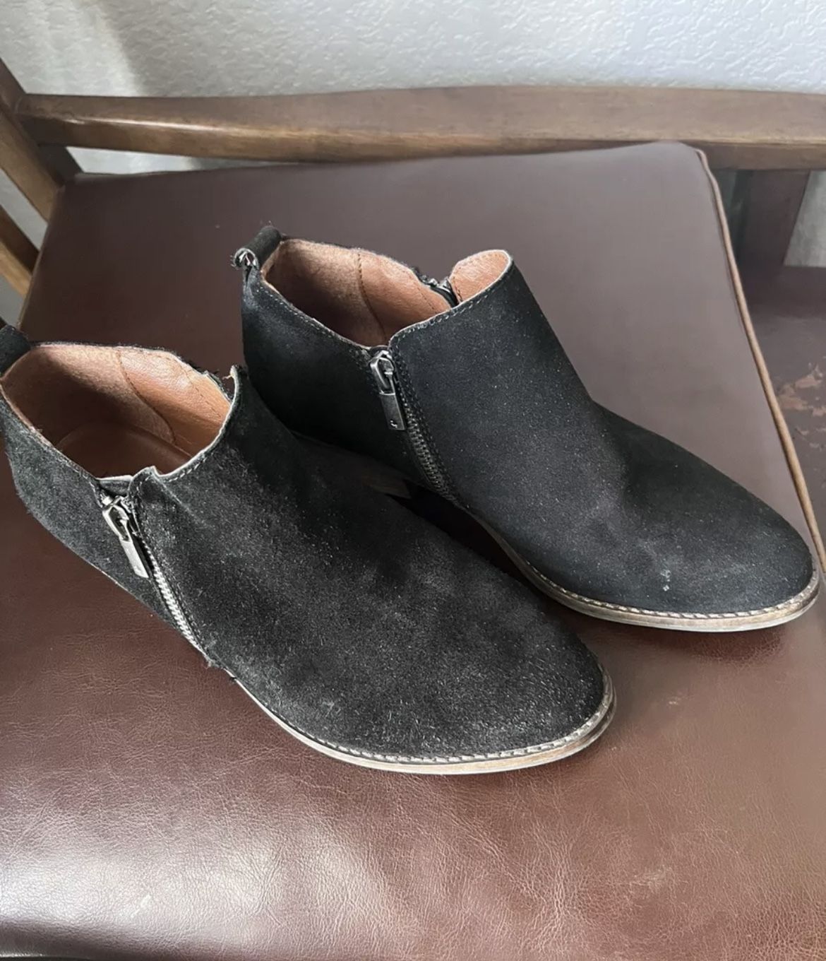 Lucky Brand Women’s 8.5 Ankle Boots Suede Leather