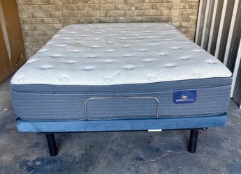 Serta Adjustable Platform With Mattress & Remote