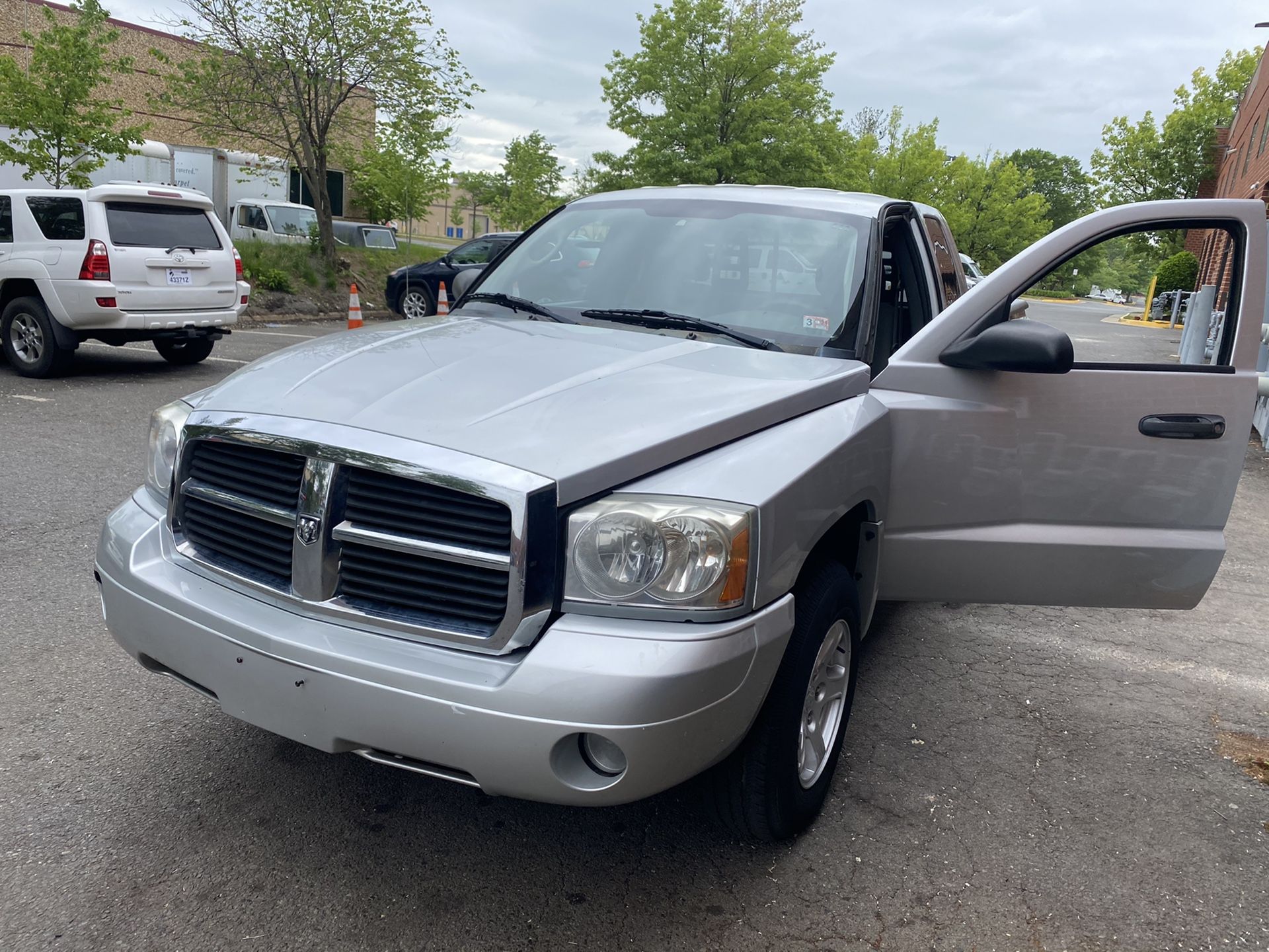 2006 Dodge Dakota